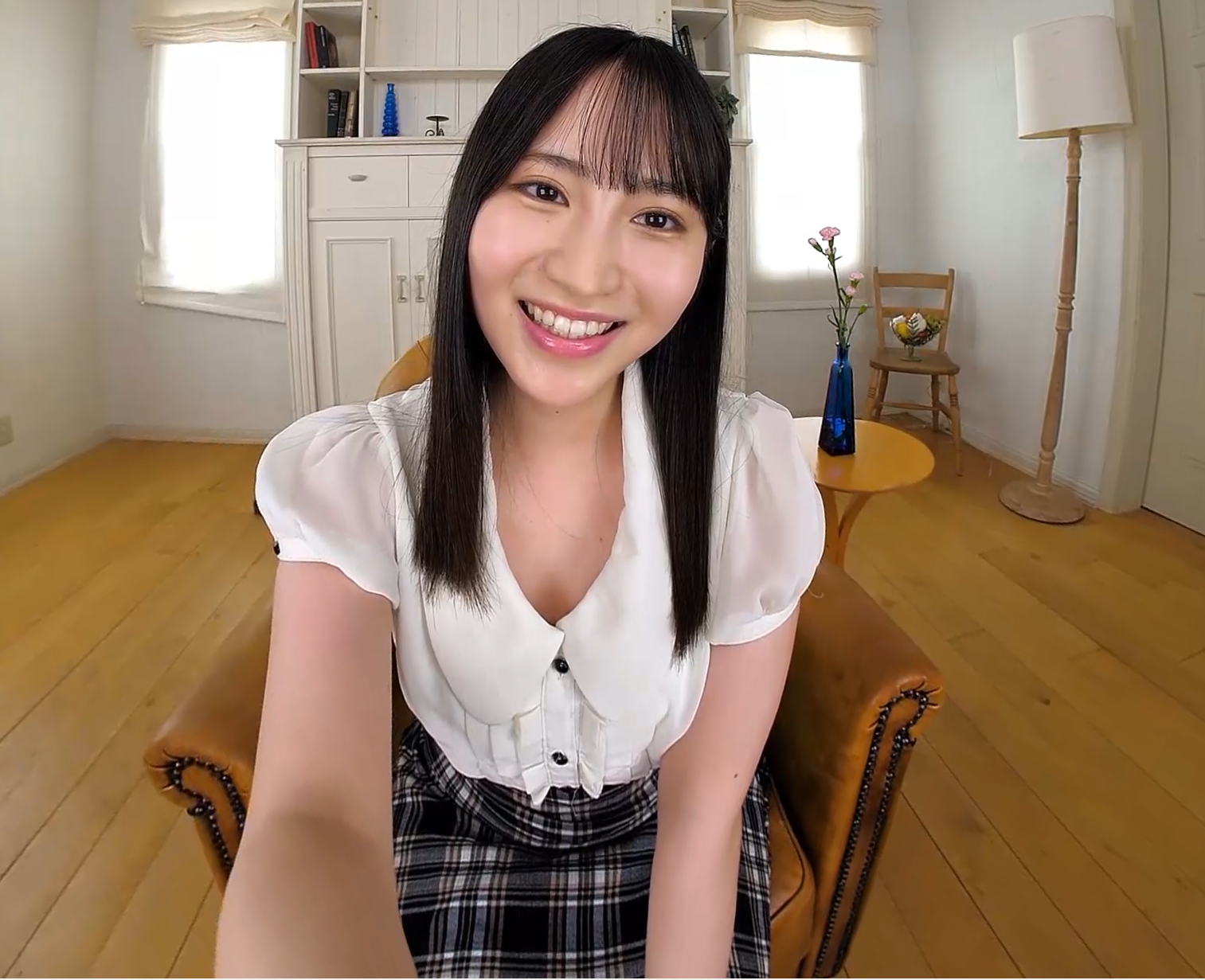 vr美女资源站 初VR!!小野六花のカワイイ顔だけ6シチュエーシ-43VR视频资源网